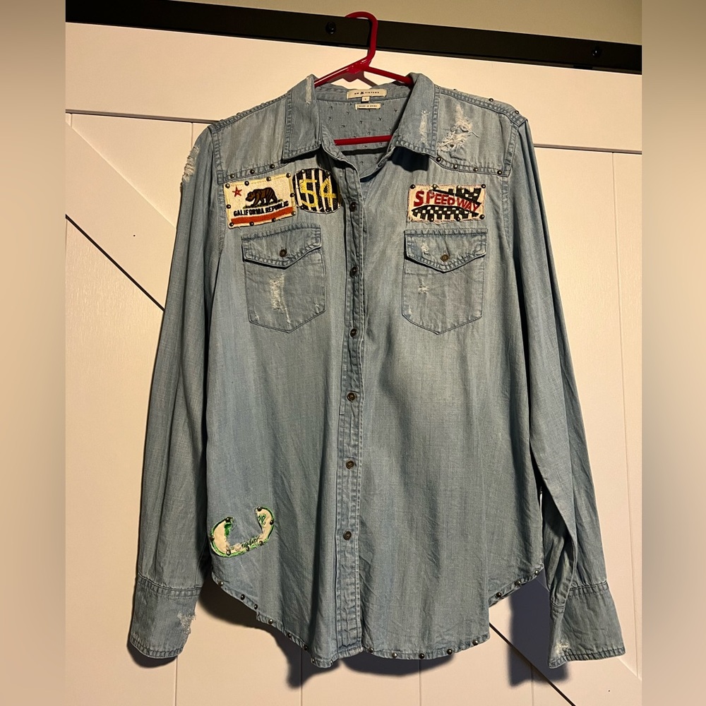 MM Vintage Distressed Denim Patch Top